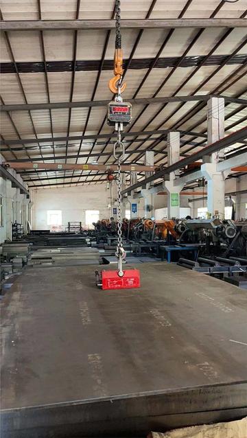 誰知道TOOLOX44材質的？它的物理性能和化學性能是多少？謝謝哦？